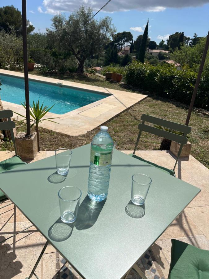 Hauteurs De Toulon : Charmant Studio Piscine Exterior photo